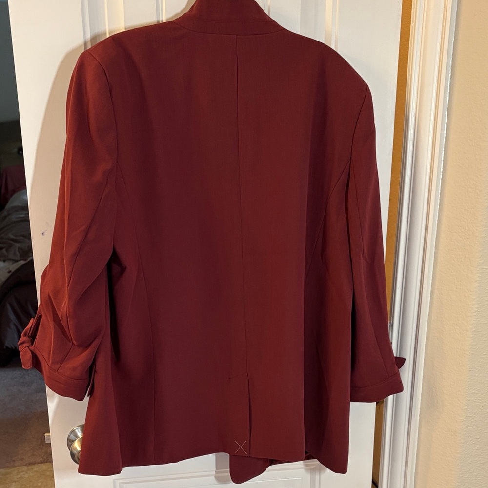 LOFT Women's Deep Red Blazer - Picture 3 of 5